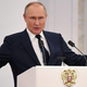 Image for article titled Russia's Using Its Fake News Law to Crack Down on Expat Social Media Influencers